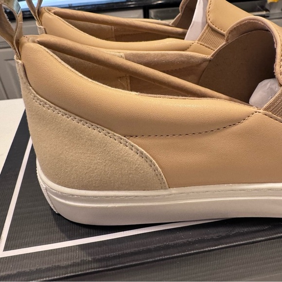 J Slides Sand Lux Lucia Women’s Sneakers Tan Leather Size 10W NEW - Picture 3 of 10